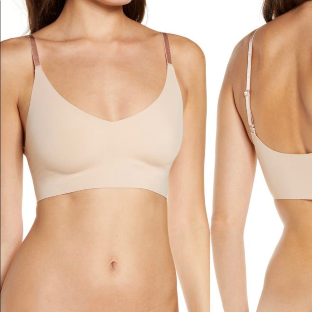 True & Co. true body Triangle convertible strap